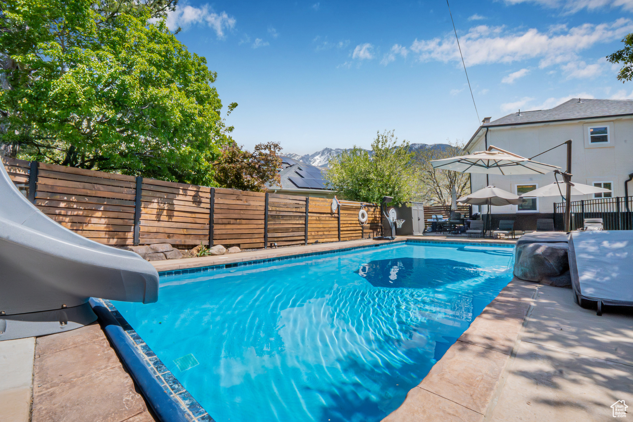 Sandy, Utah 84092, United States, 7 Bedrooms Bedrooms, ,4 BathroomsBathrooms,Residential,Active,120098