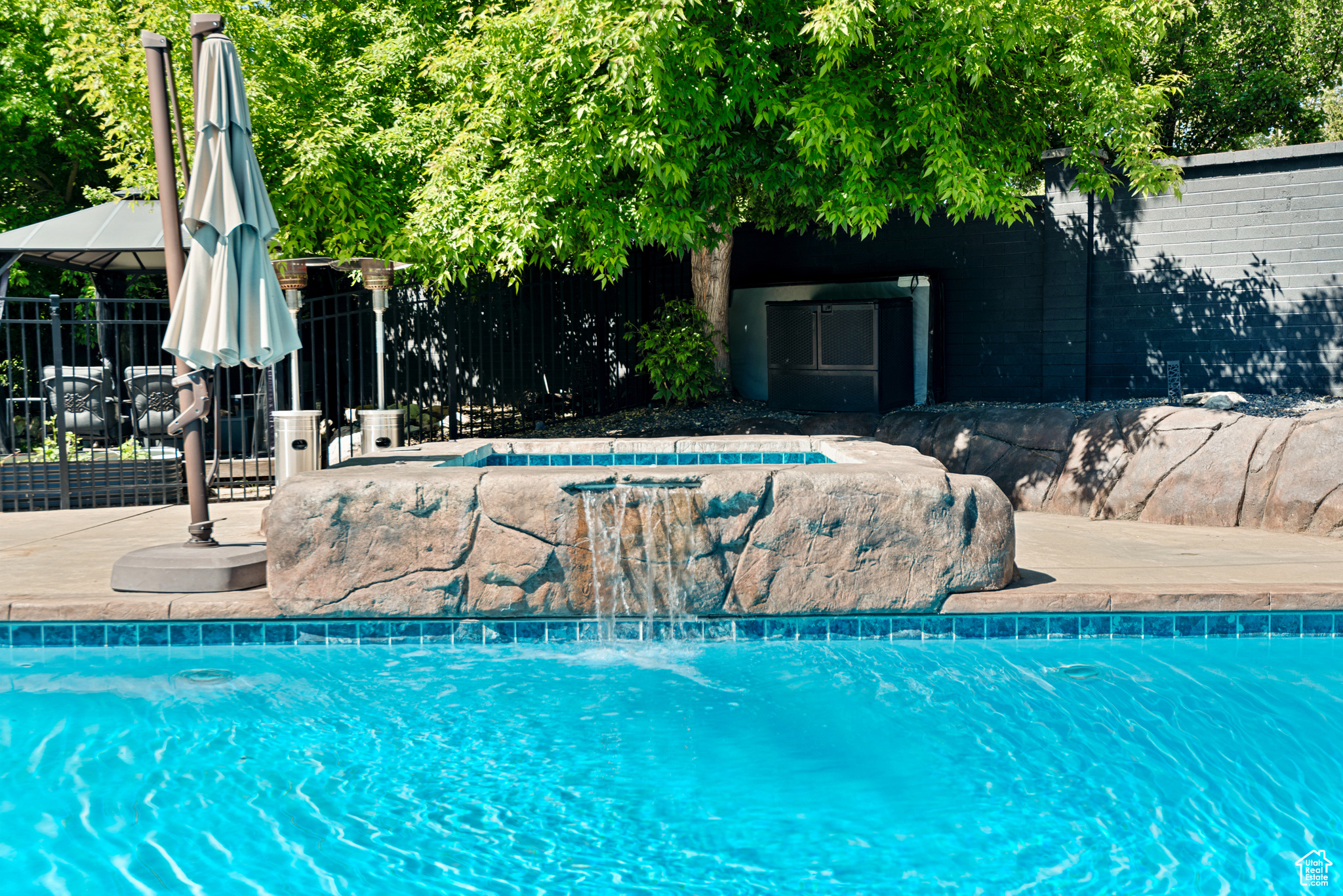 Sandy, Utah 84092, United States, 7 Bedrooms Bedrooms, ,4 BathroomsBathrooms,Residential,Active,120098