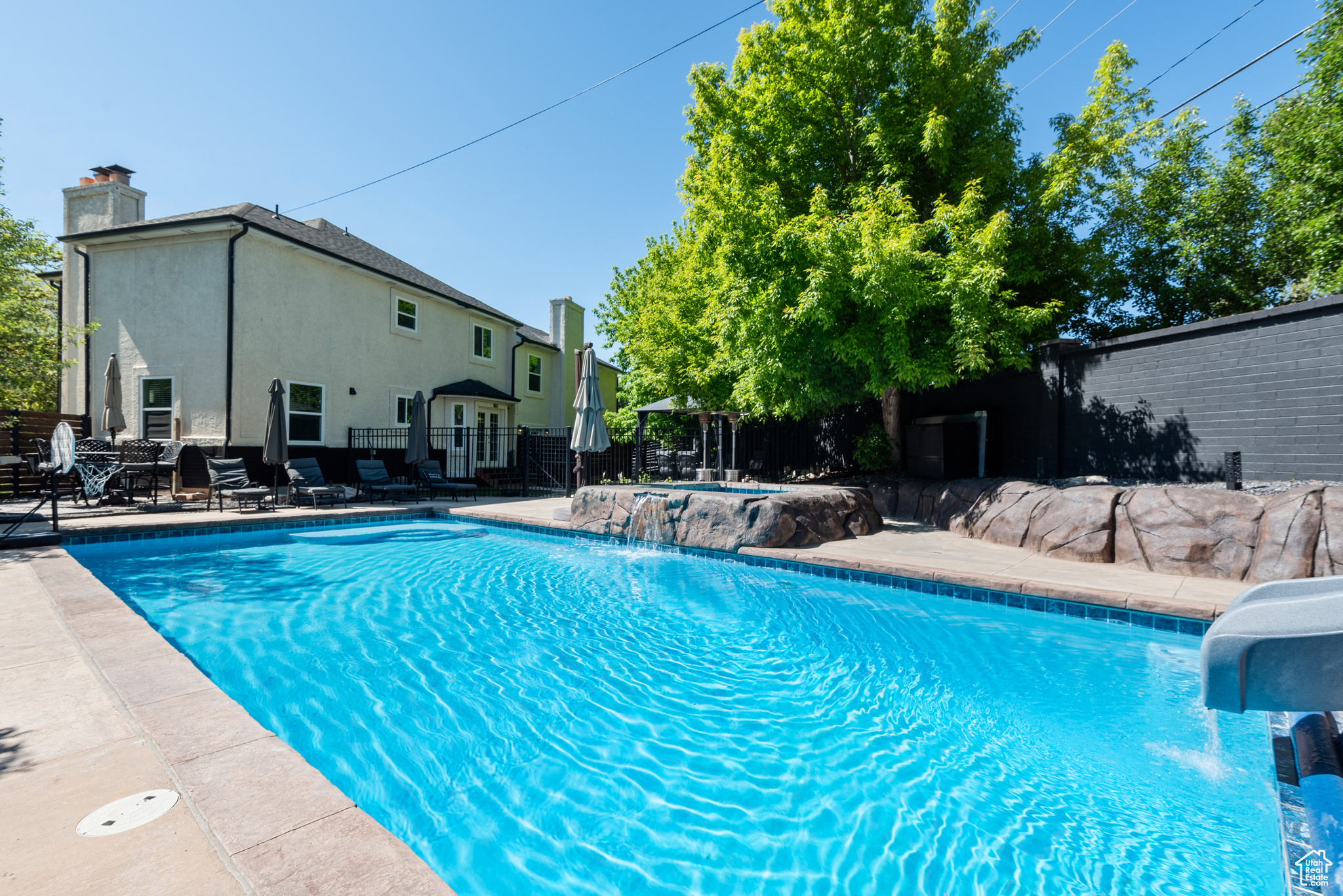 Sandy, Utah 84092, United States, 7 Bedrooms Bedrooms, ,4 BathroomsBathrooms,Residential,Active,120098