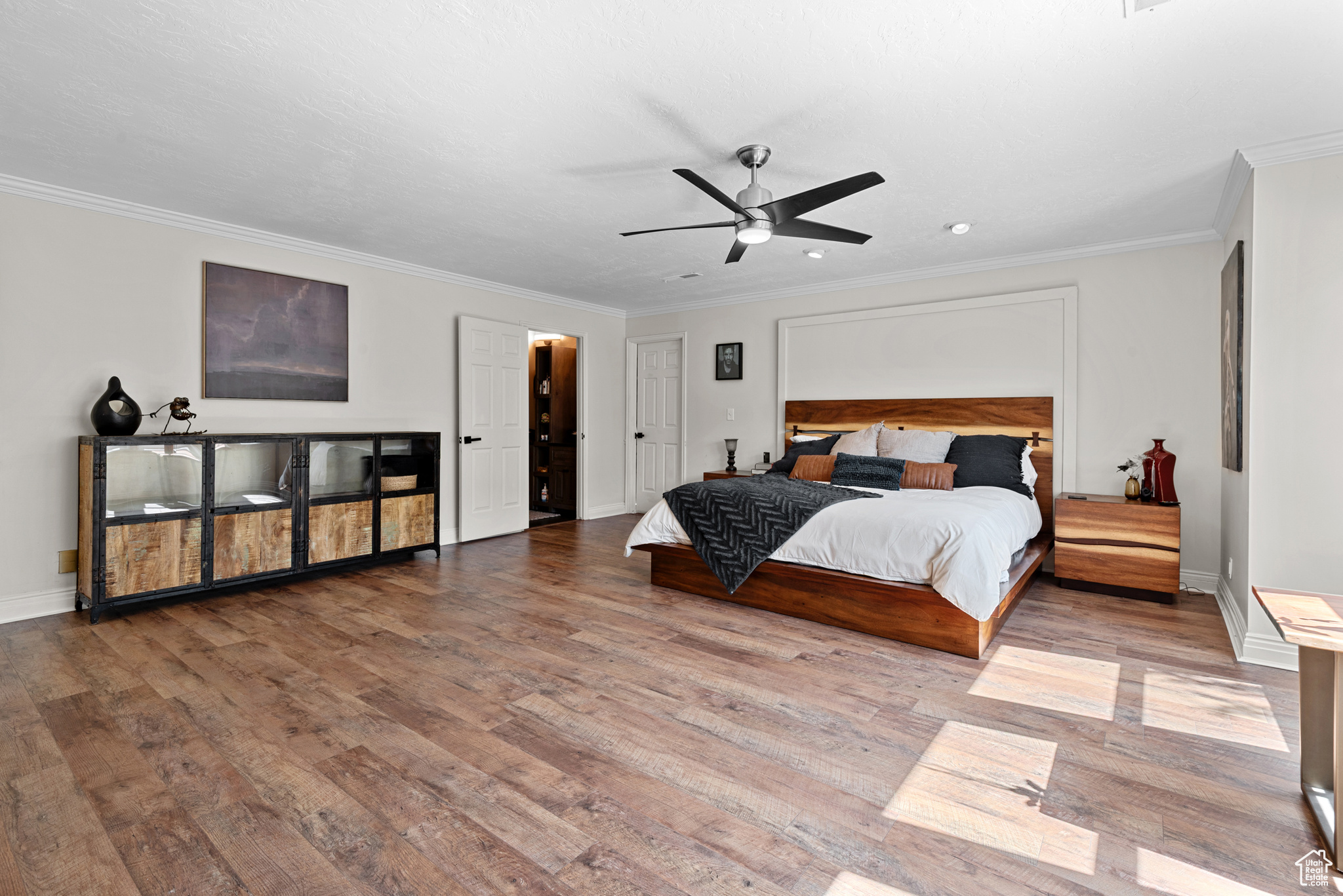 Sandy, Utah 84092, United States, 7 Bedrooms Bedrooms, ,4 BathroomsBathrooms,Residential,Active,120098