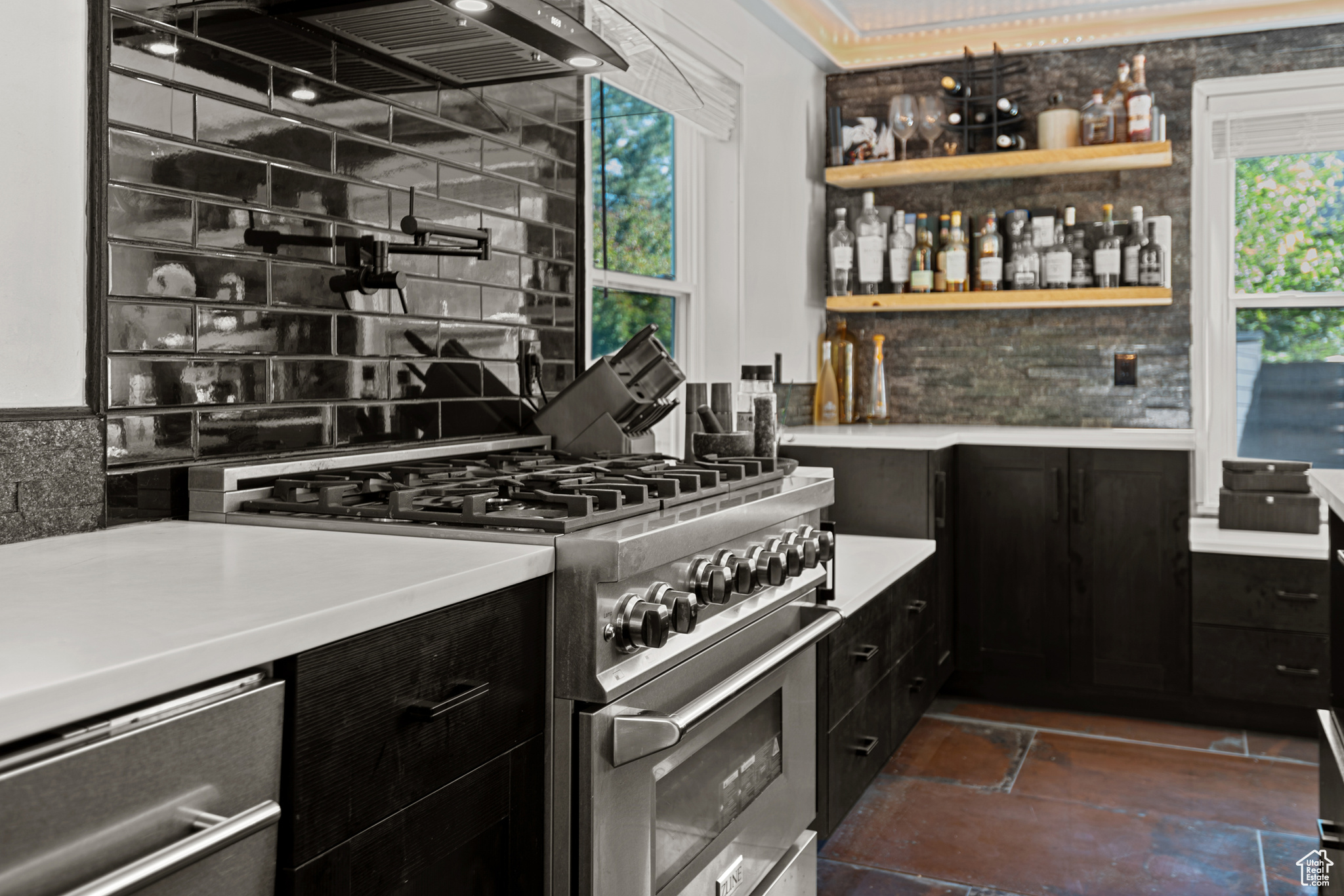 Sandy, Utah 84092, United States, 7 Bedrooms Bedrooms, ,4 BathroomsBathrooms,Residential,Active,120098