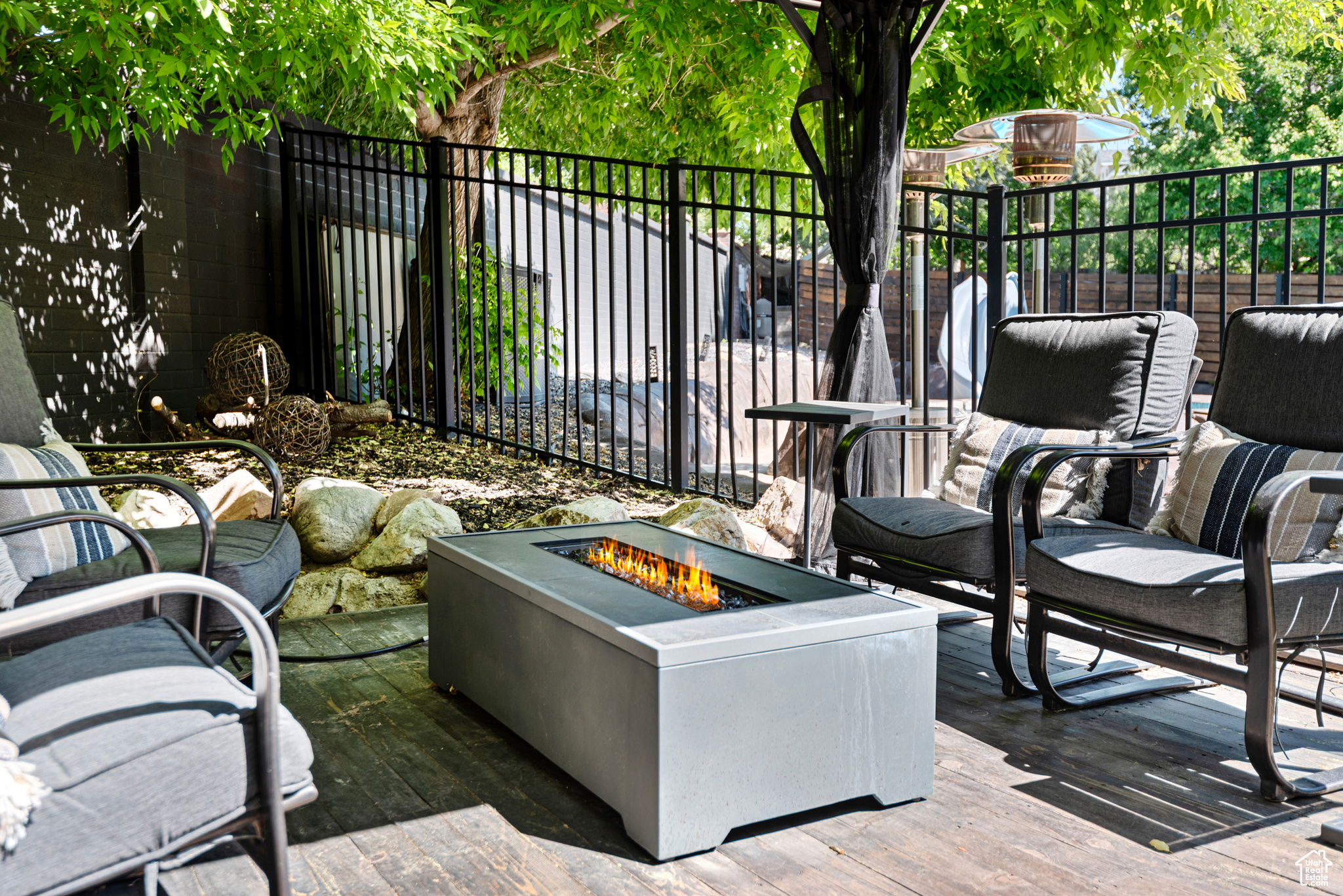 Sandy, Utah 84092, United States, 7 Bedrooms Bedrooms, ,4 BathroomsBathrooms,Residential,Active,120098