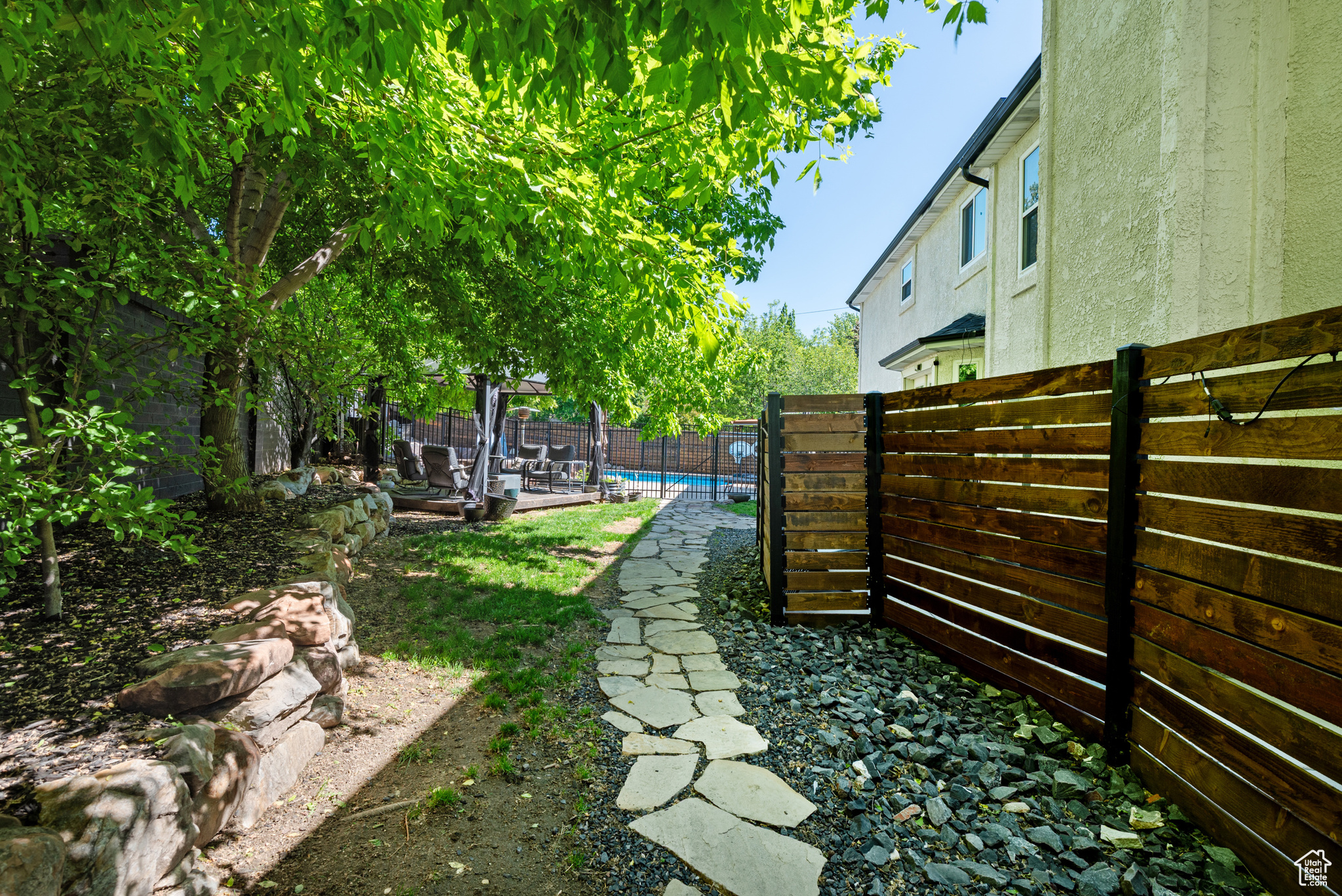 Sandy, Utah 84092, United States, 7 Bedrooms Bedrooms, ,4 BathroomsBathrooms,Residential,Active,120098