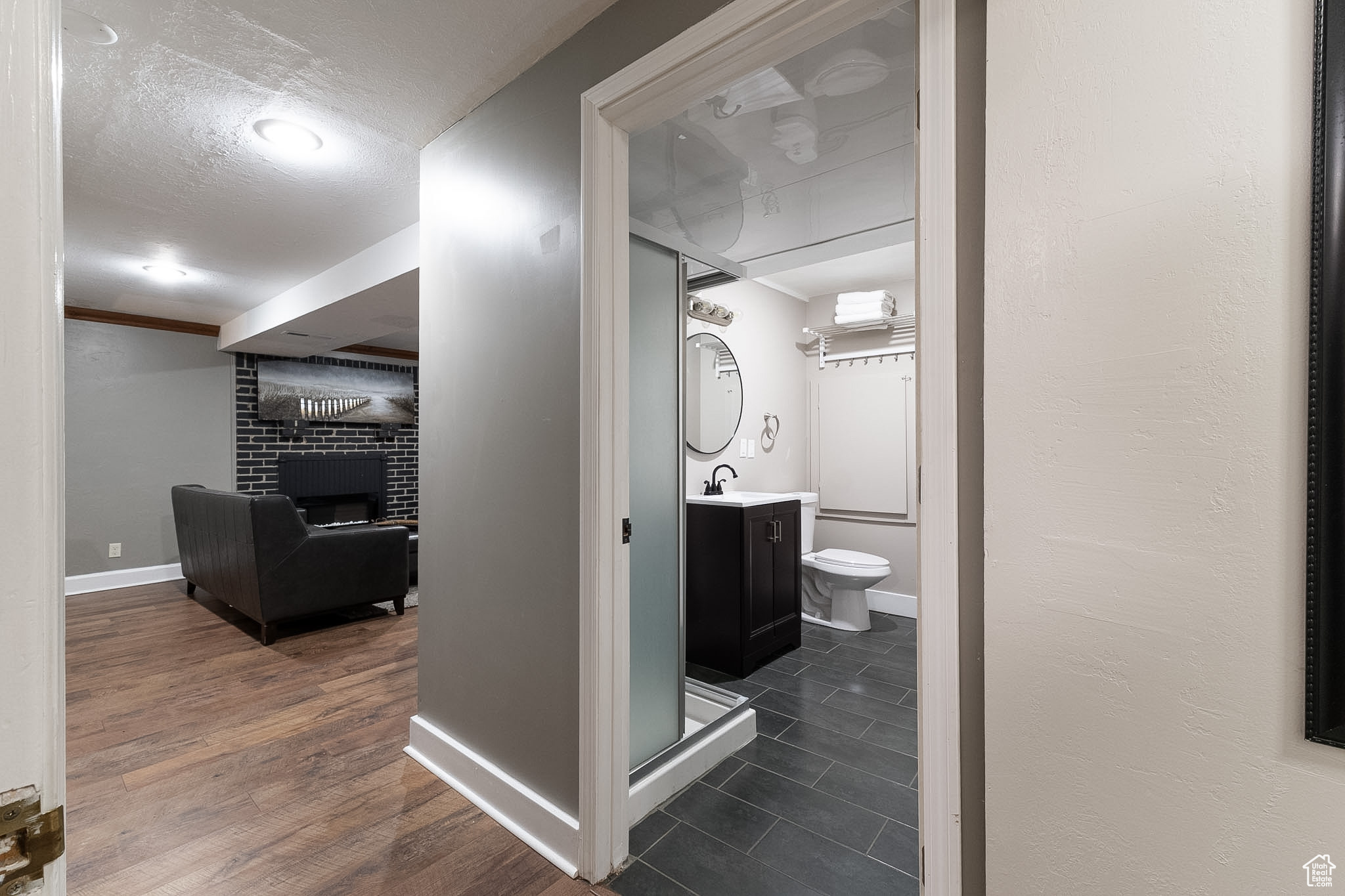 Sandy, Utah 84092, United States, 7 Bedrooms Bedrooms, ,4 BathroomsBathrooms,Residential,Active,120098