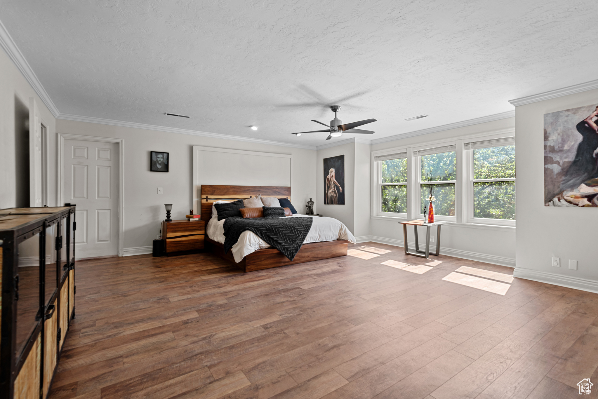 Sandy, Utah 84092, United States, 7 Bedrooms Bedrooms, ,4 BathroomsBathrooms,Residential,Active,120098