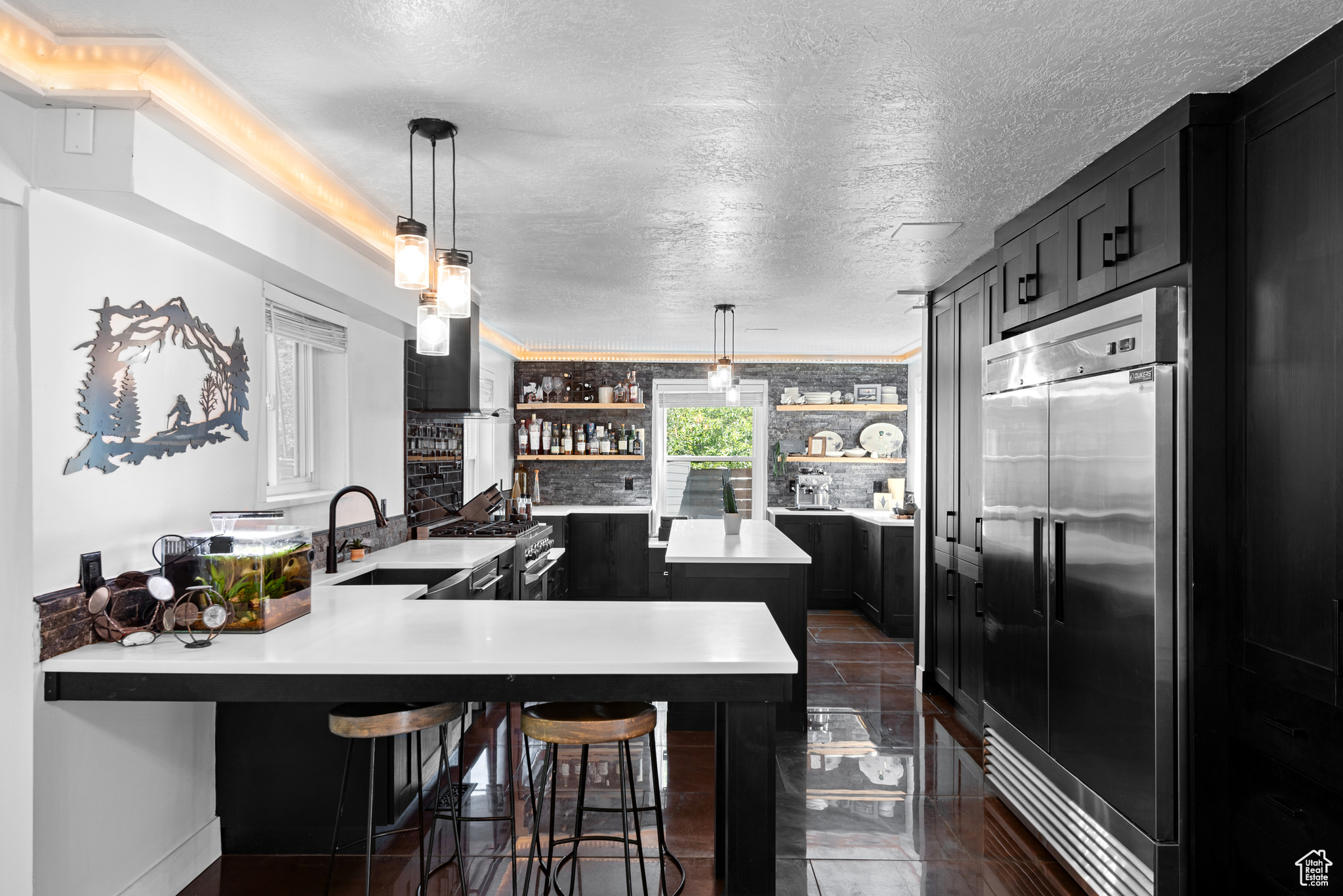 Sandy, Utah 84092, United States, 7 Bedrooms Bedrooms, ,4 BathroomsBathrooms,Residential,Active,120098