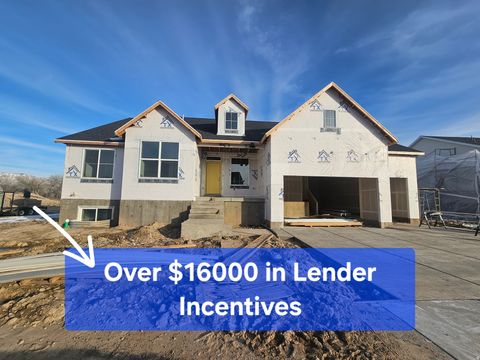 686 S 3500 W 215 West Weber UT 84401