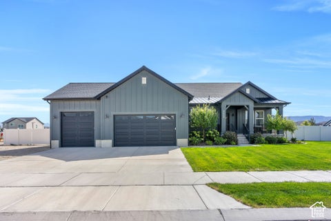 Photo of 4822 N CANAAN PEAK DR, Eagle Mountain, UT 84005 (MLS # 2187444)