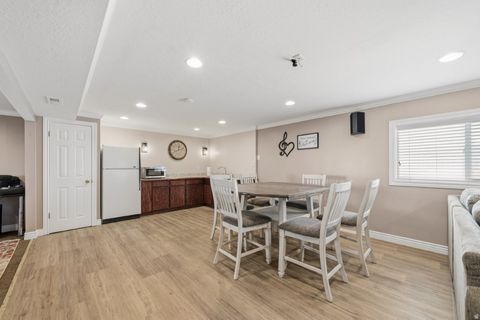 Tiny photo for 1055 S 1000 W, Clearfield, UT 84015 (MLS # 2145066)