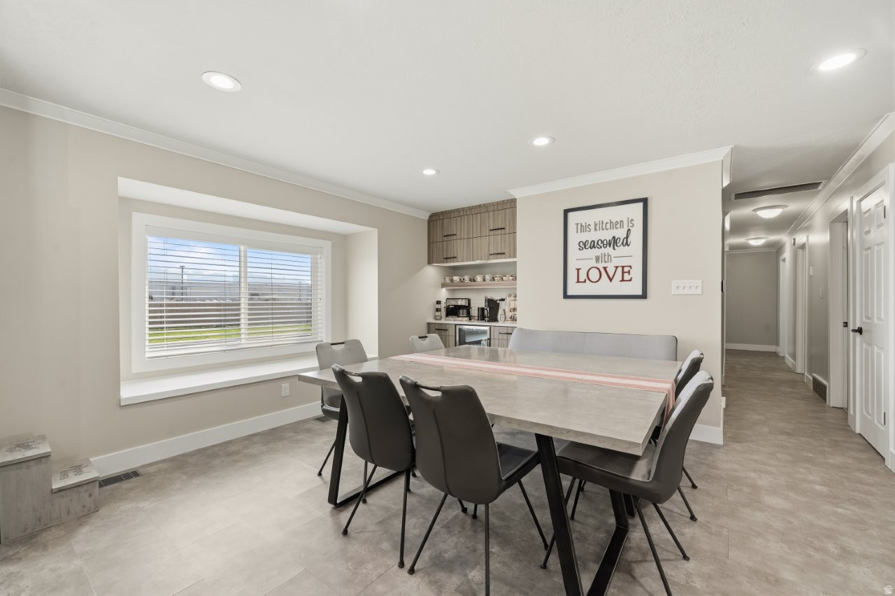 MEADOW PARK #10 - Residential