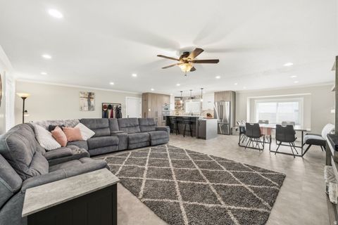Tiny photo for 1055 S 1000 W, Clearfield, UT 84015 (MLS # 2145066)