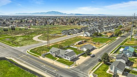 Tiny photo for 1055 S 1000 W, Clearfield, UT 84015 (MLS # 2145066)