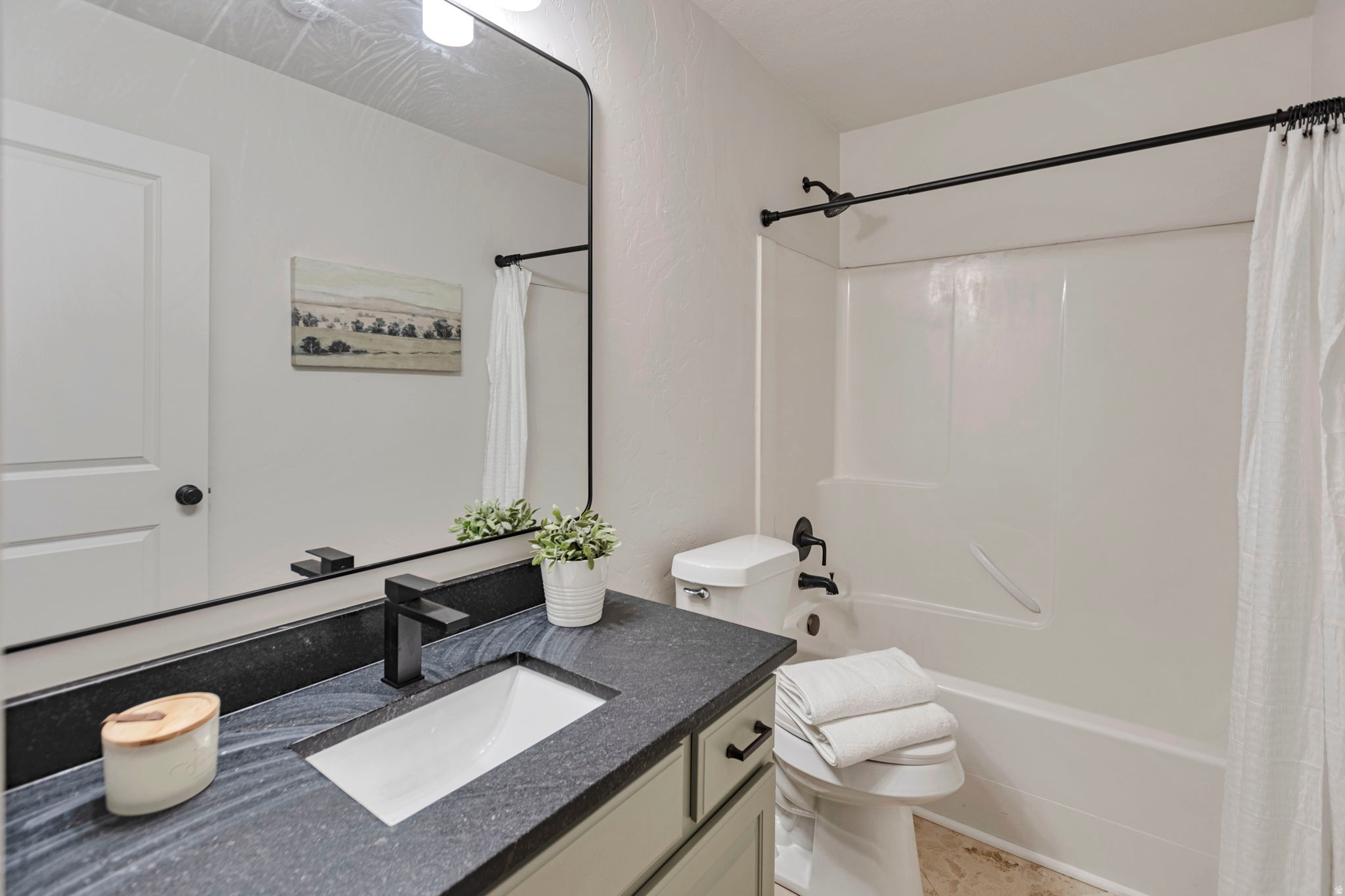 FOXBORROUGH - Residential