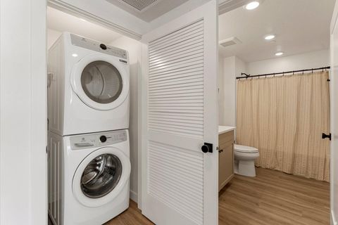 Tiny photo for 226 N CLIFF SIDE DR #L301, Hurricane, UT 84737 (MLS # 2126975)