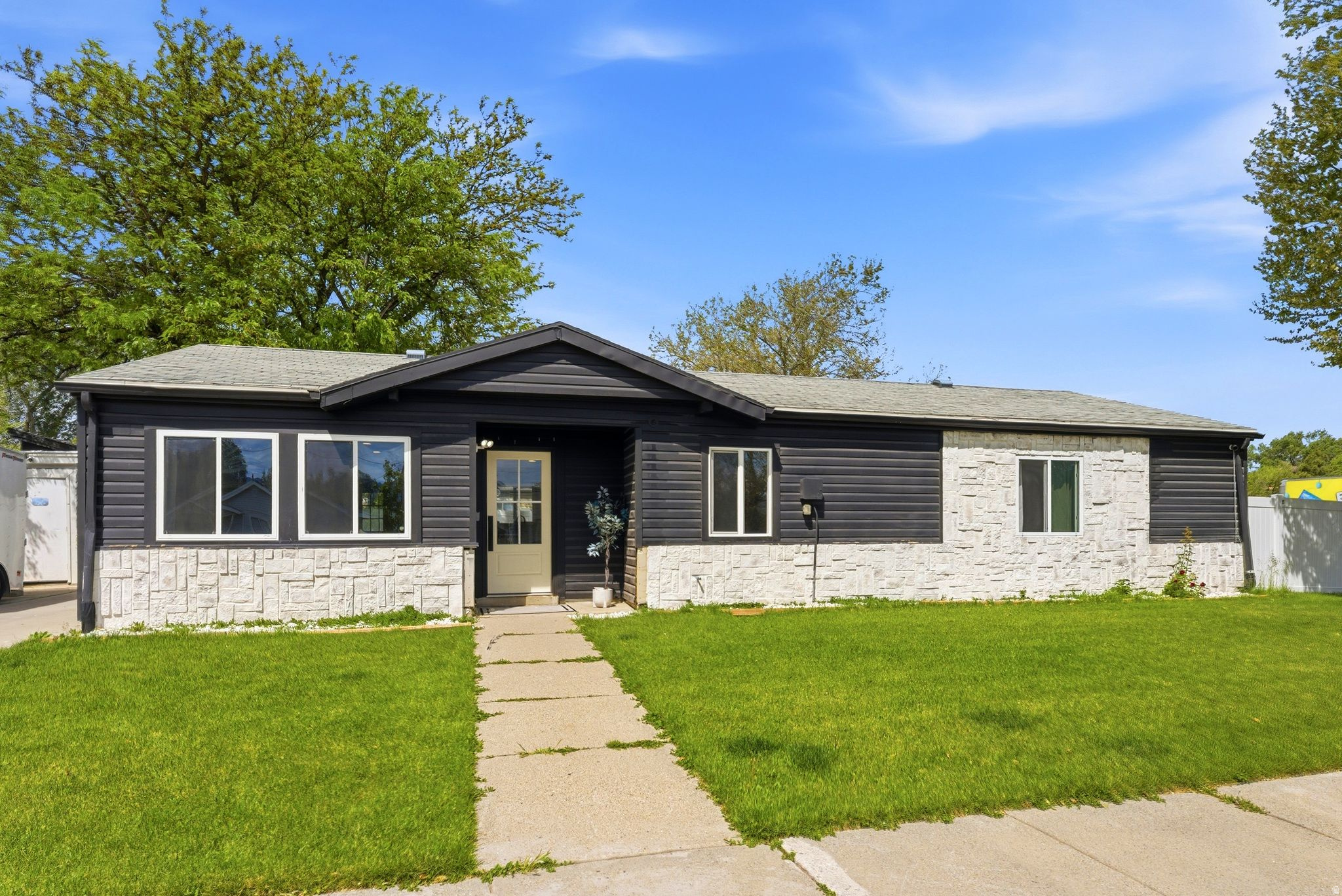 GLENDALE ADD SUB - Residential