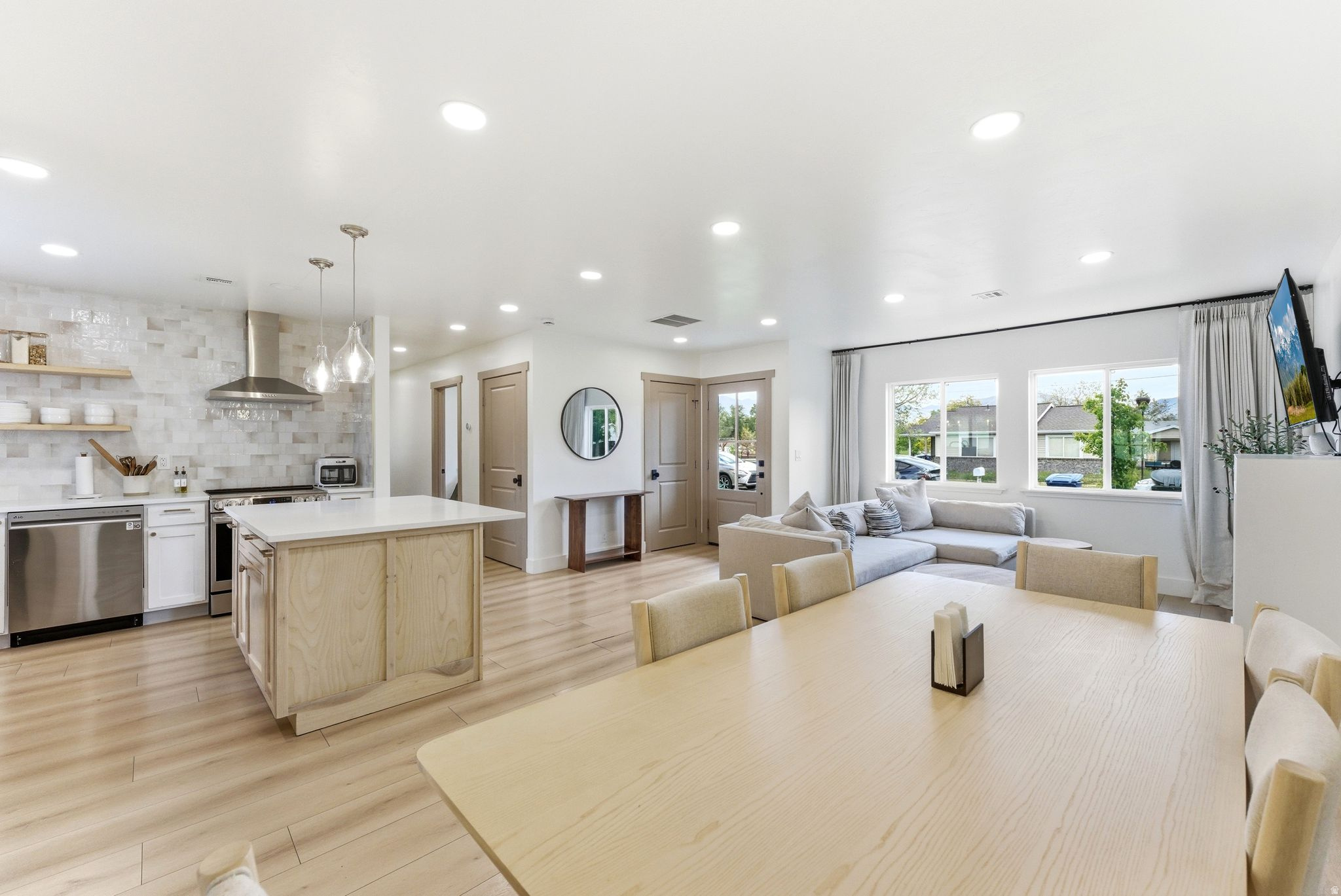 GLENDALE ADD SUB - Residential