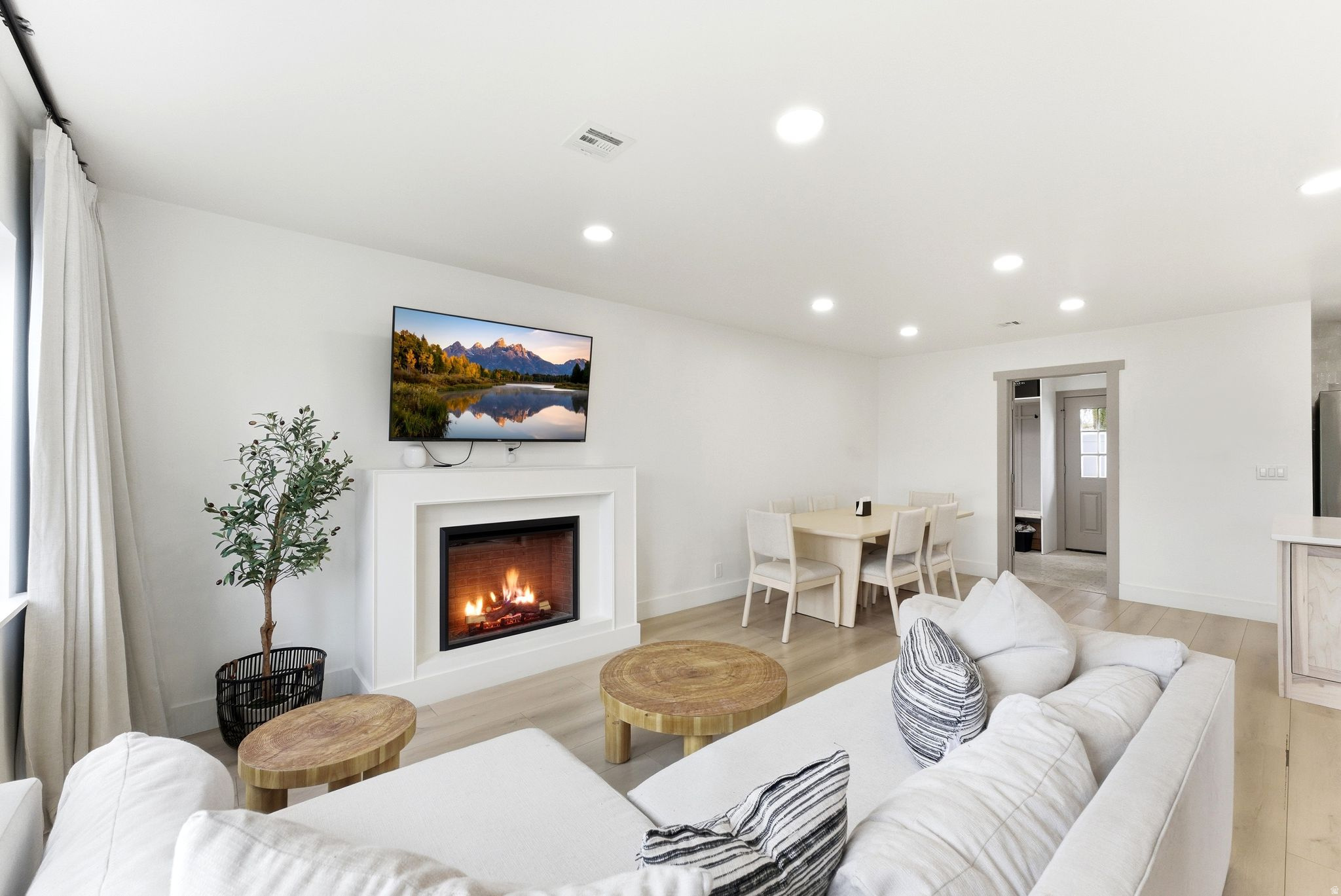 GLENDALE ADD SUB - Residential