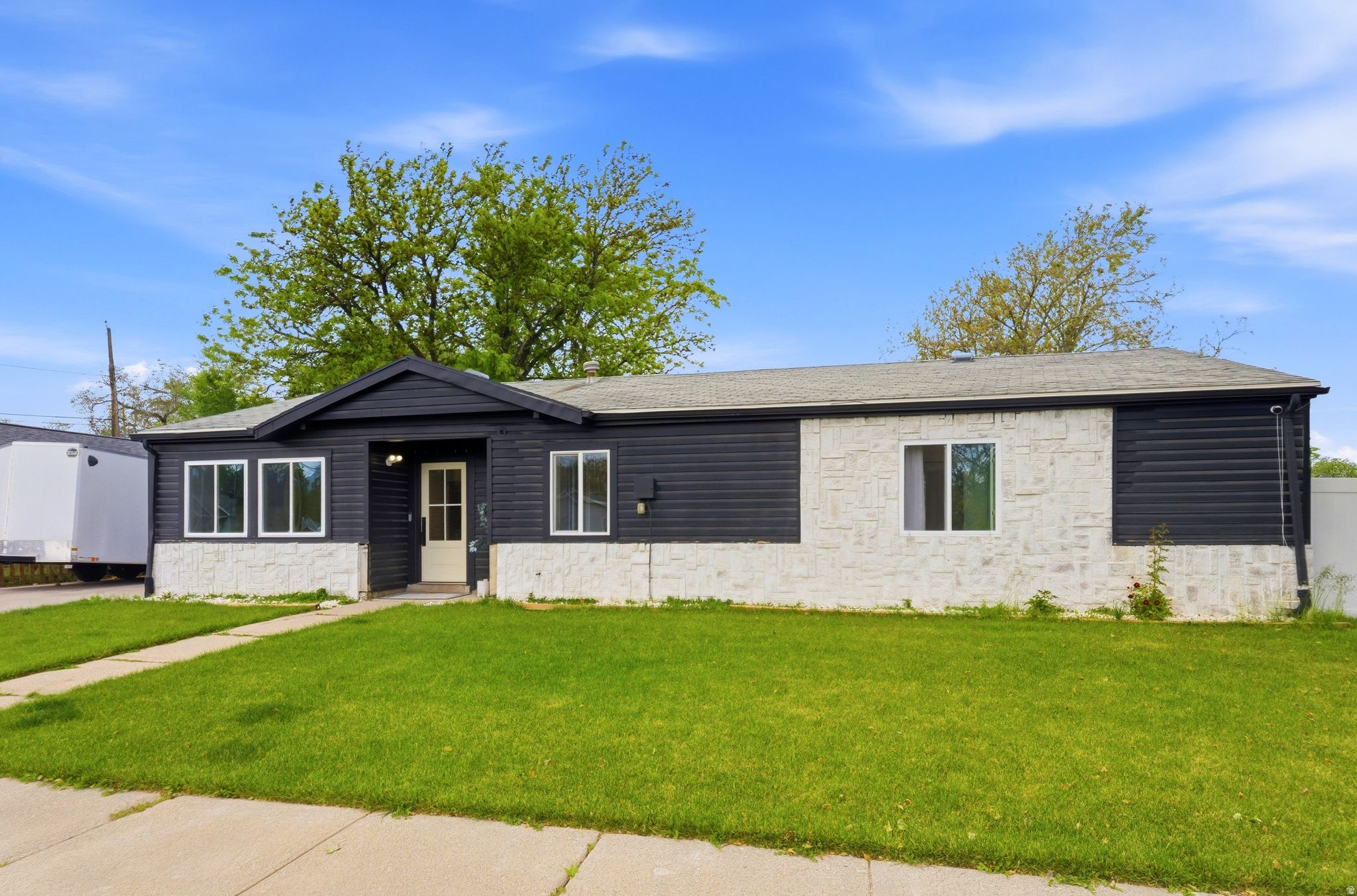GLENDALE ADD SUB - Residential
