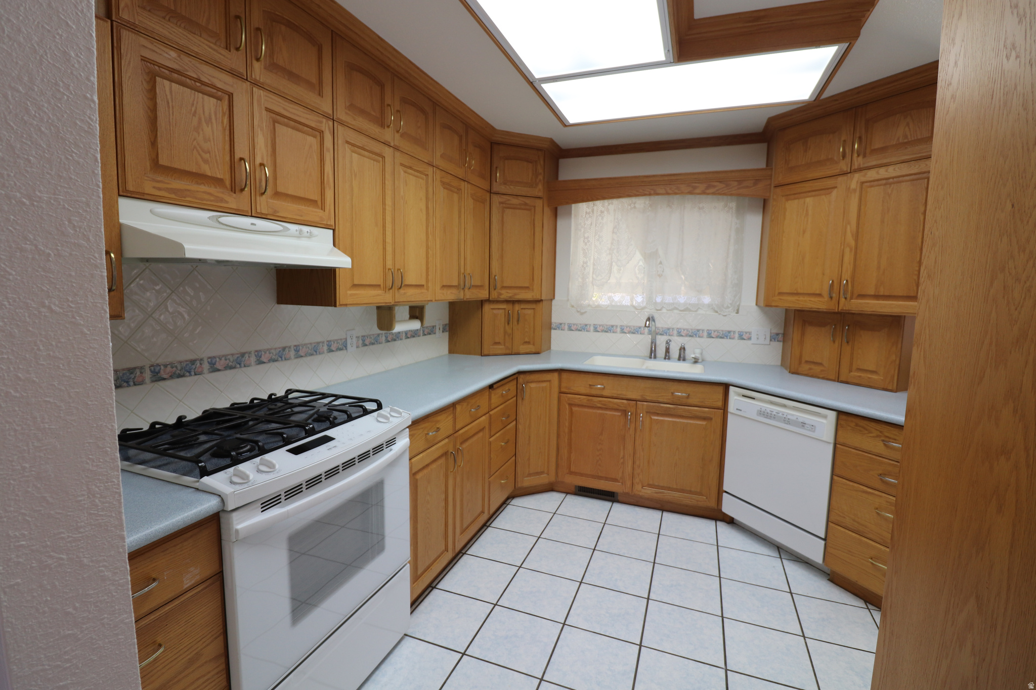 GARDEN VALLEY #3 - Residential