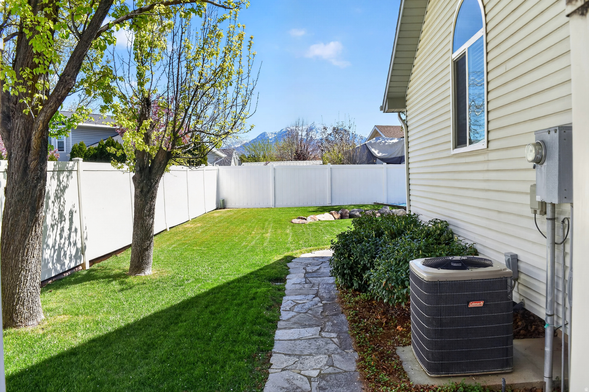 JOYES LANE - Residential