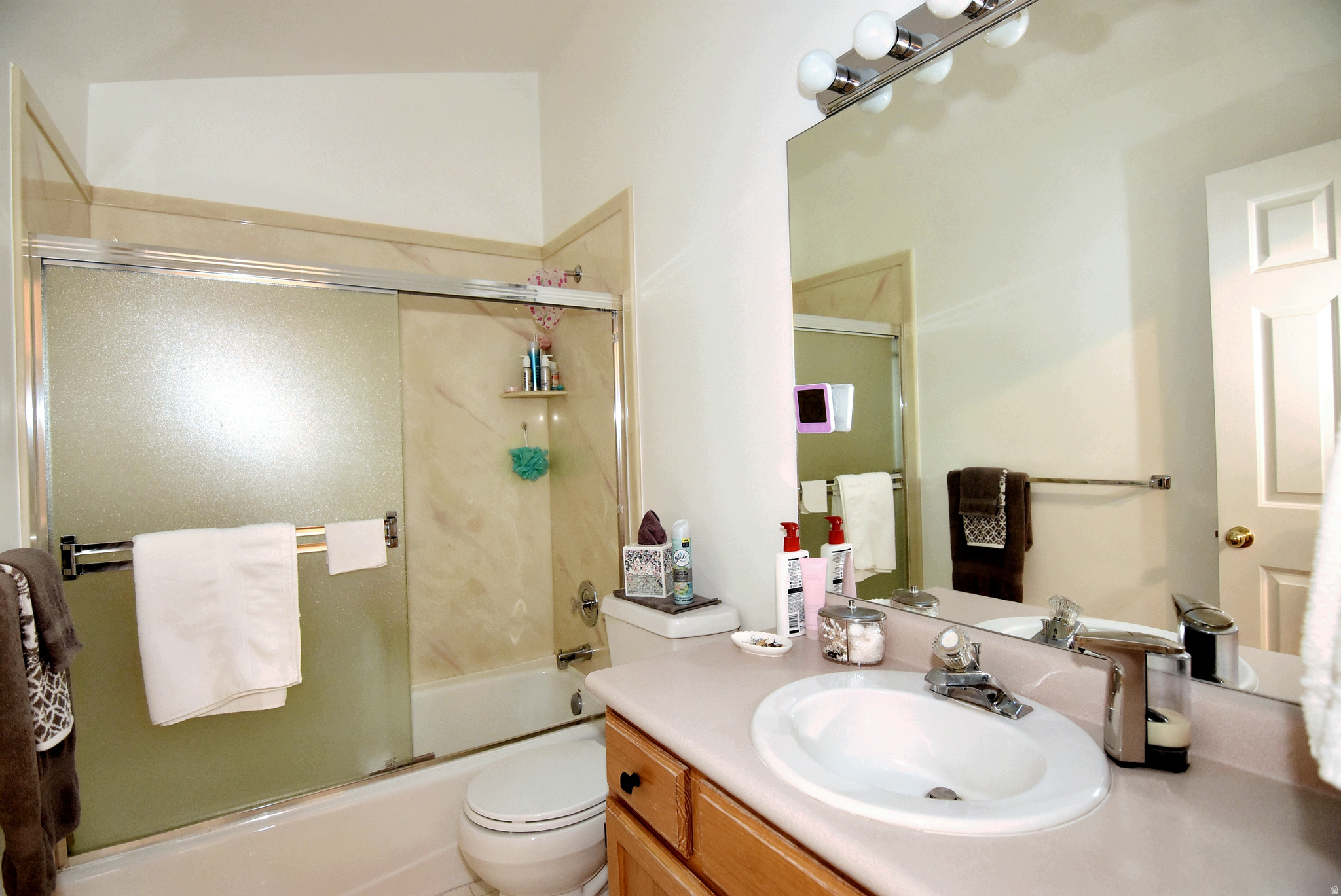 JOYES LANE - Residential