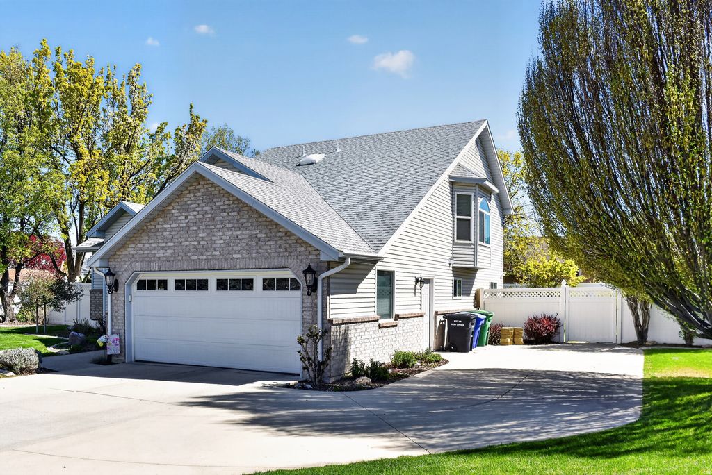 Photo of 1162 W JOYES LN S, West Jordan, UT 84088 (MLS # 2150159)