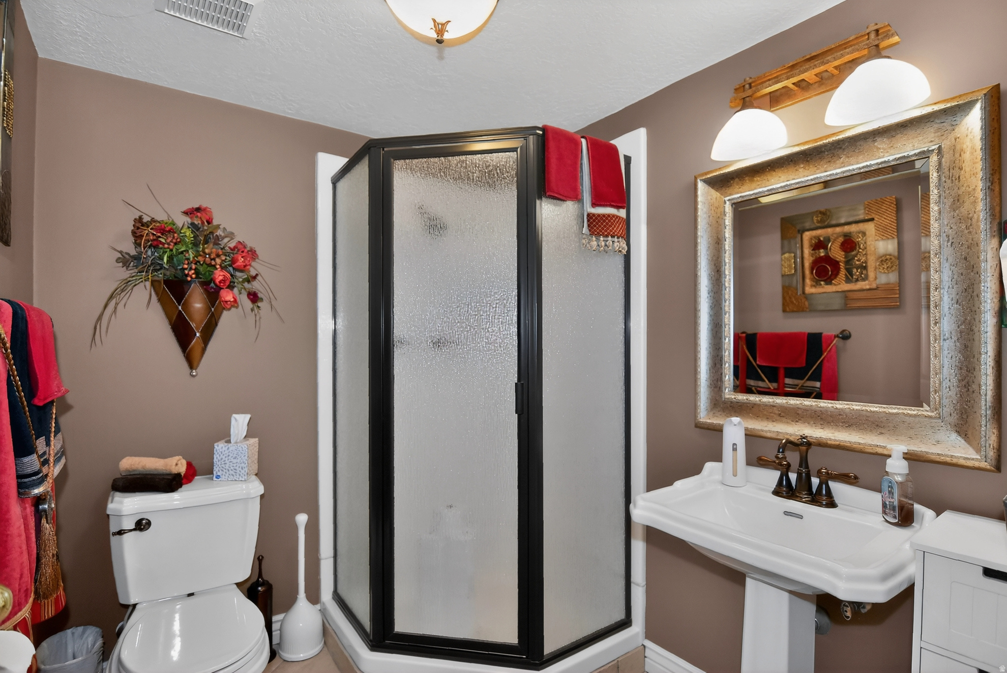 JOYES LANE - Residential