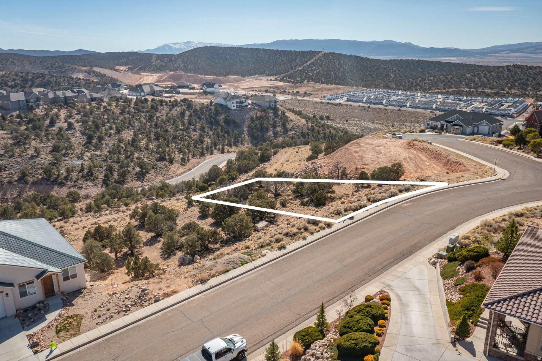 CARMEL CANYON ESTATES - Land