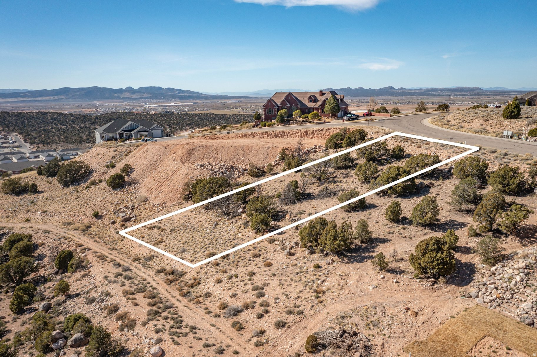 CARMEL CANYON ESTATES - Land