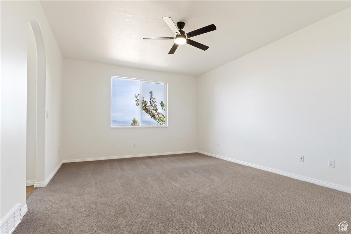 OQUIRRH HIGHLANDS - Residential