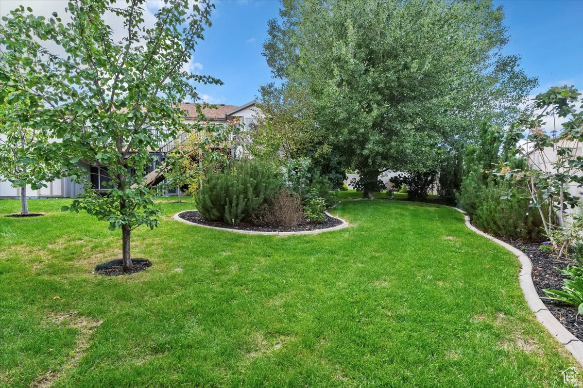 OQUIRRH HIGHLANDS - Residential