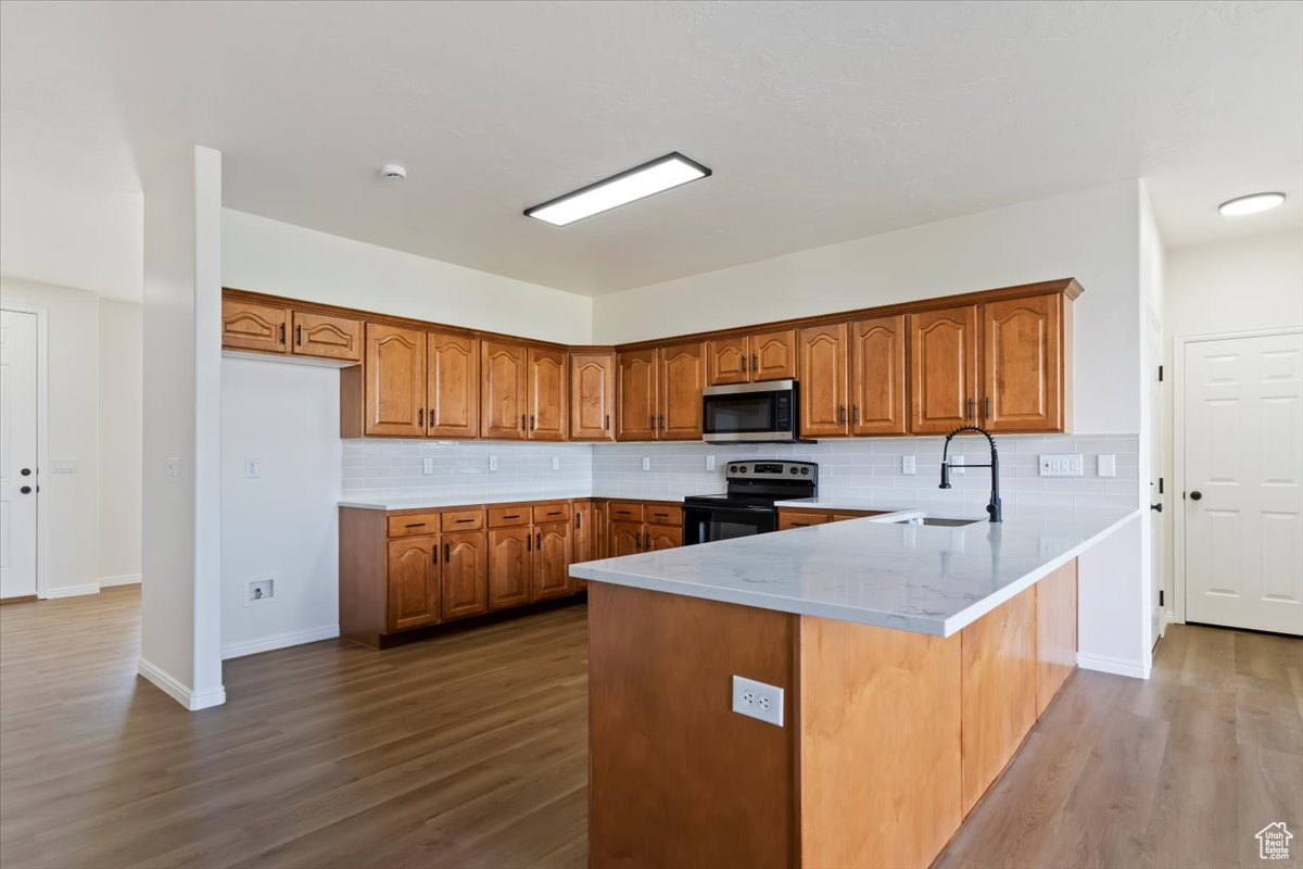 OQUIRRH HIGHLANDS - Residential