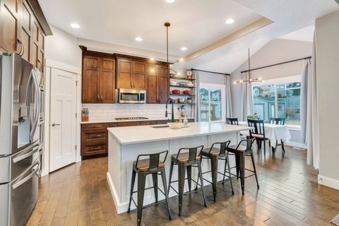 Tiny photo for 9903 N LIPPIZAN WAY E, Eagle Mountain, UT 84005 (MLS # 2129103)