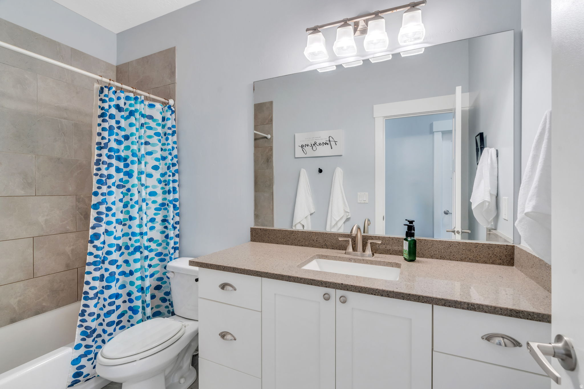 MEADOW RANCH - Residential