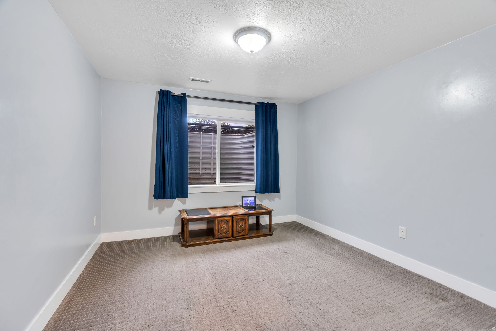 MEADOW RANCH - Residential