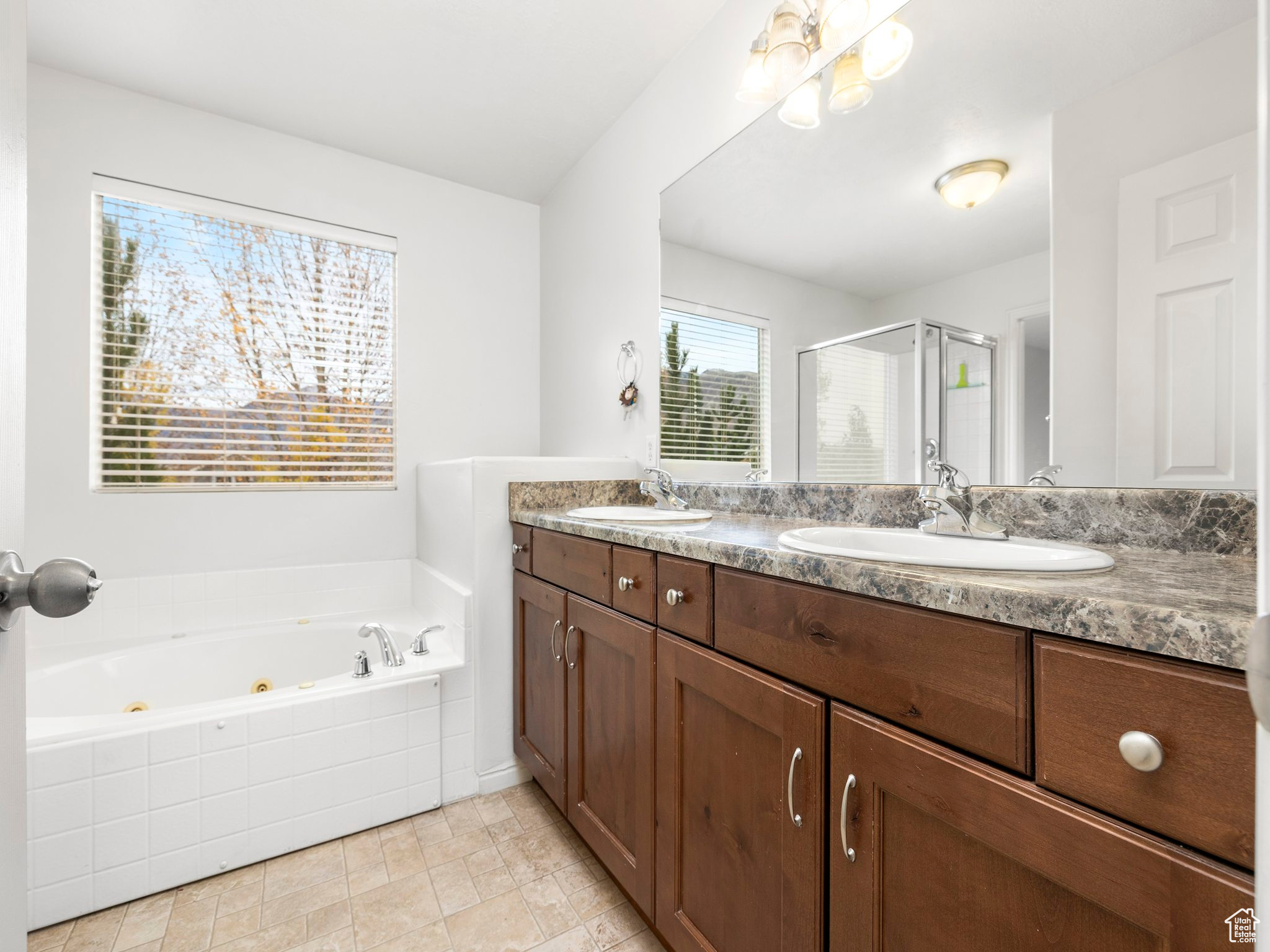 EAGLE CREST 205 - Residential