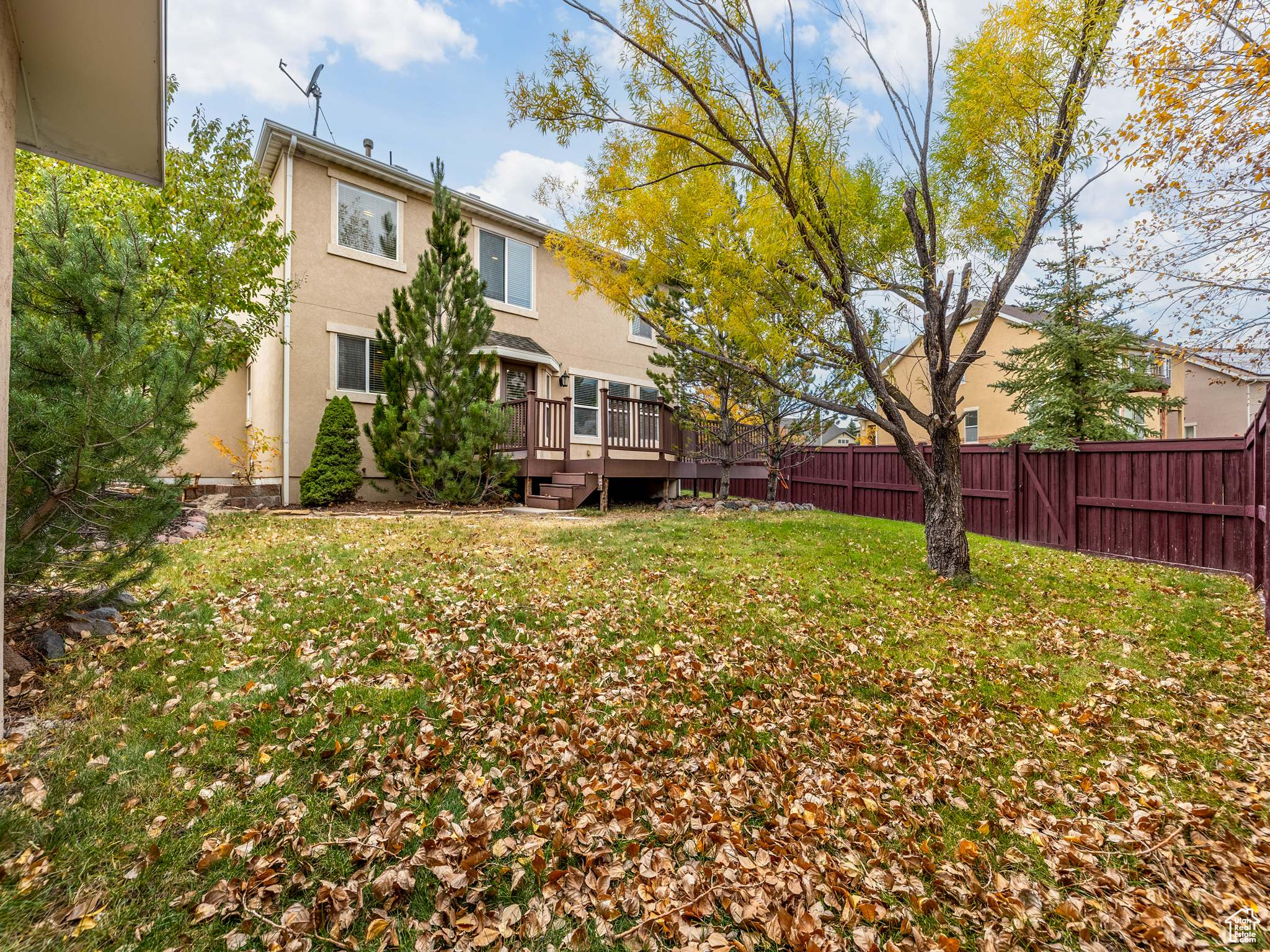 EAGLE CREST 205 - Residential