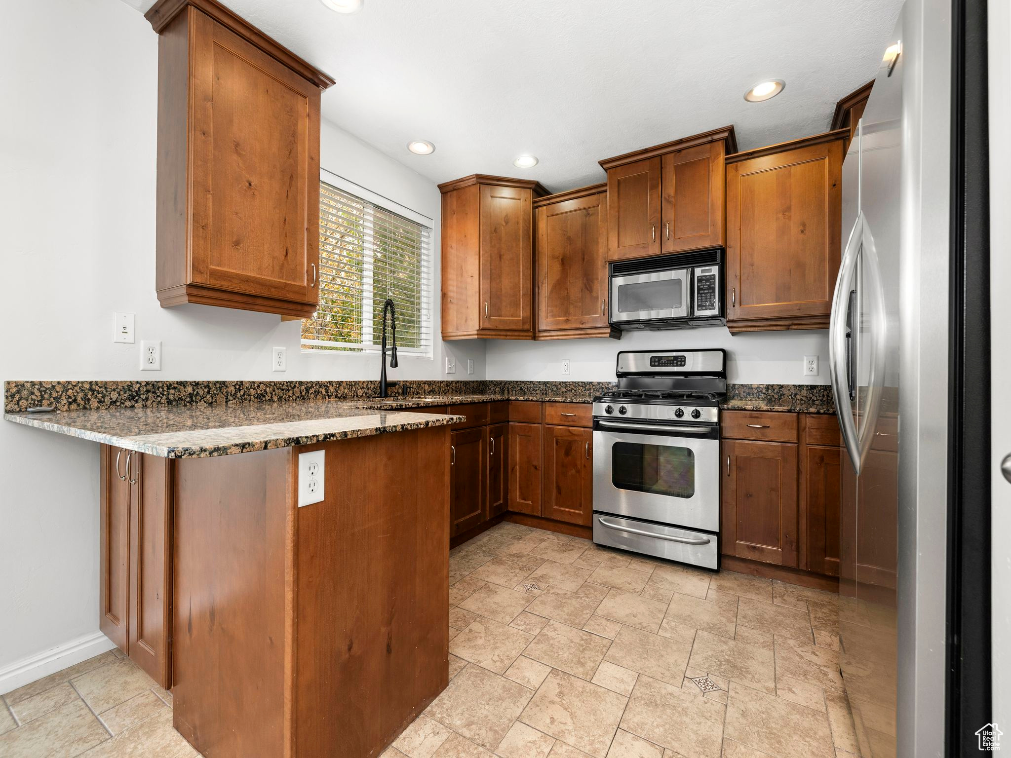 EAGLE CREST 205 - Residential