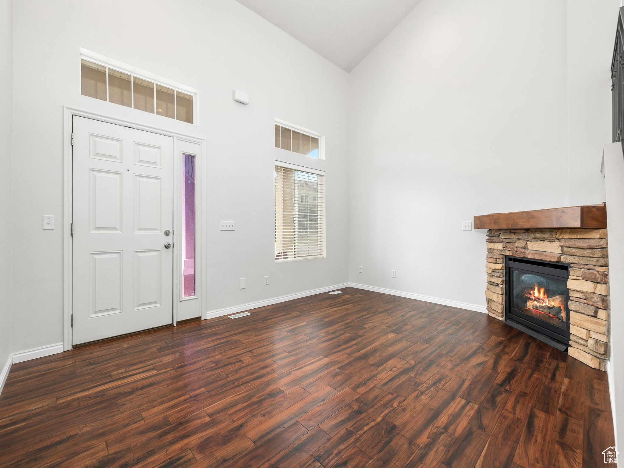 EAGLE CREST 205 - Residential