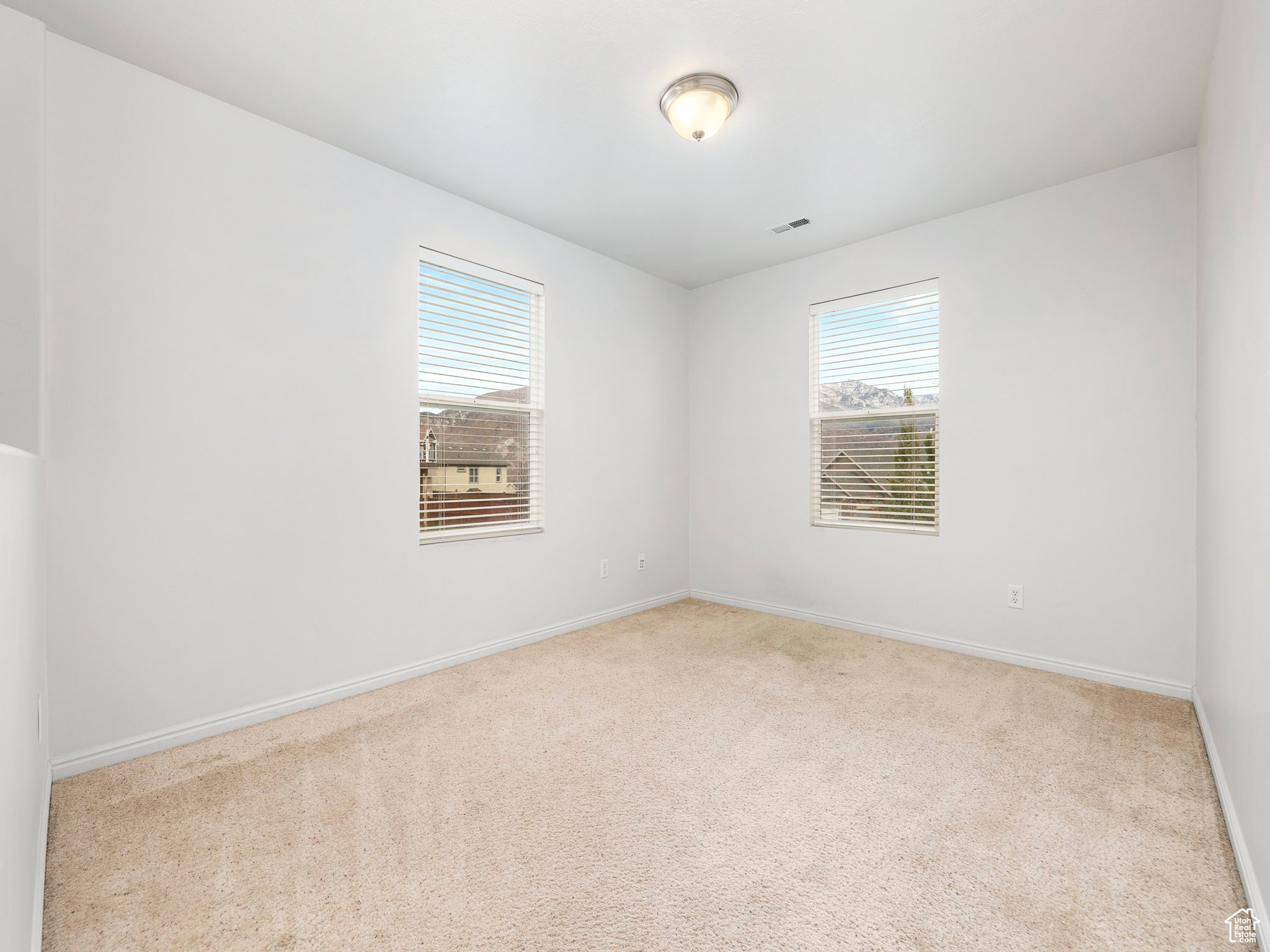 EAGLE CREST 205 - Residential