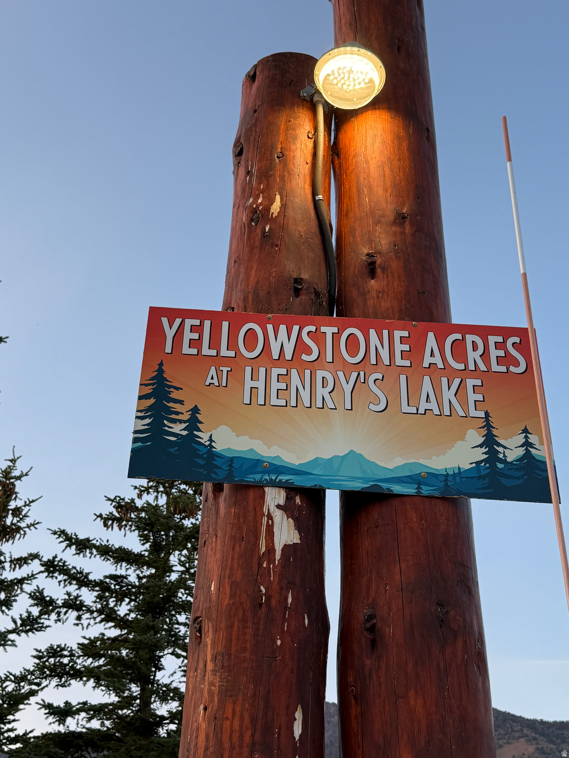 YELLOWSTONE ACRES - Residential