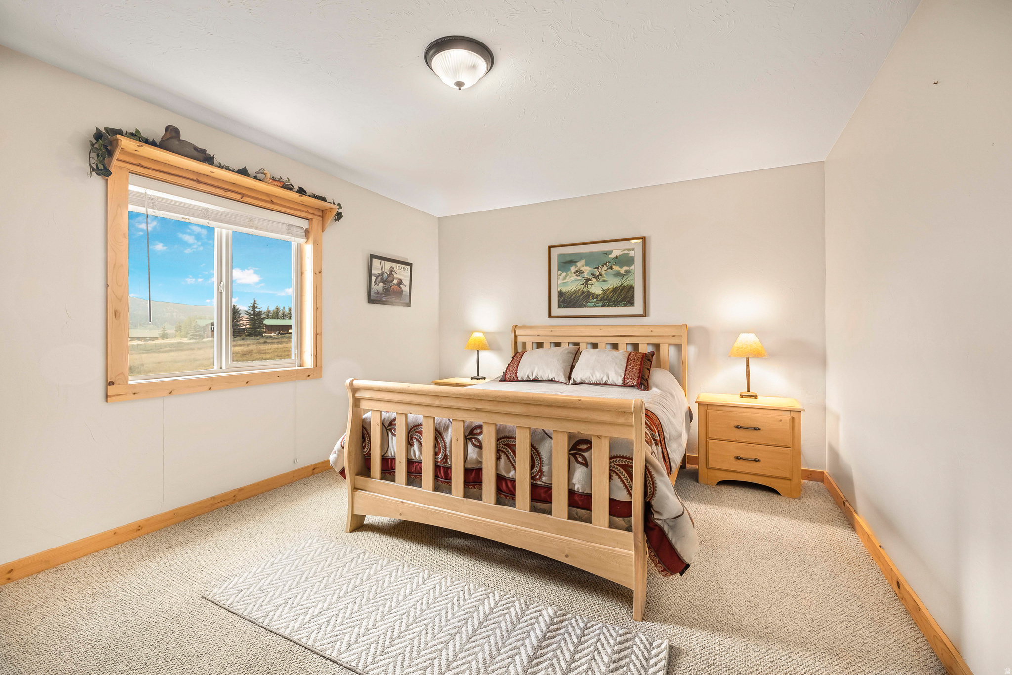 YELLOWSTONE ACRES - Residential