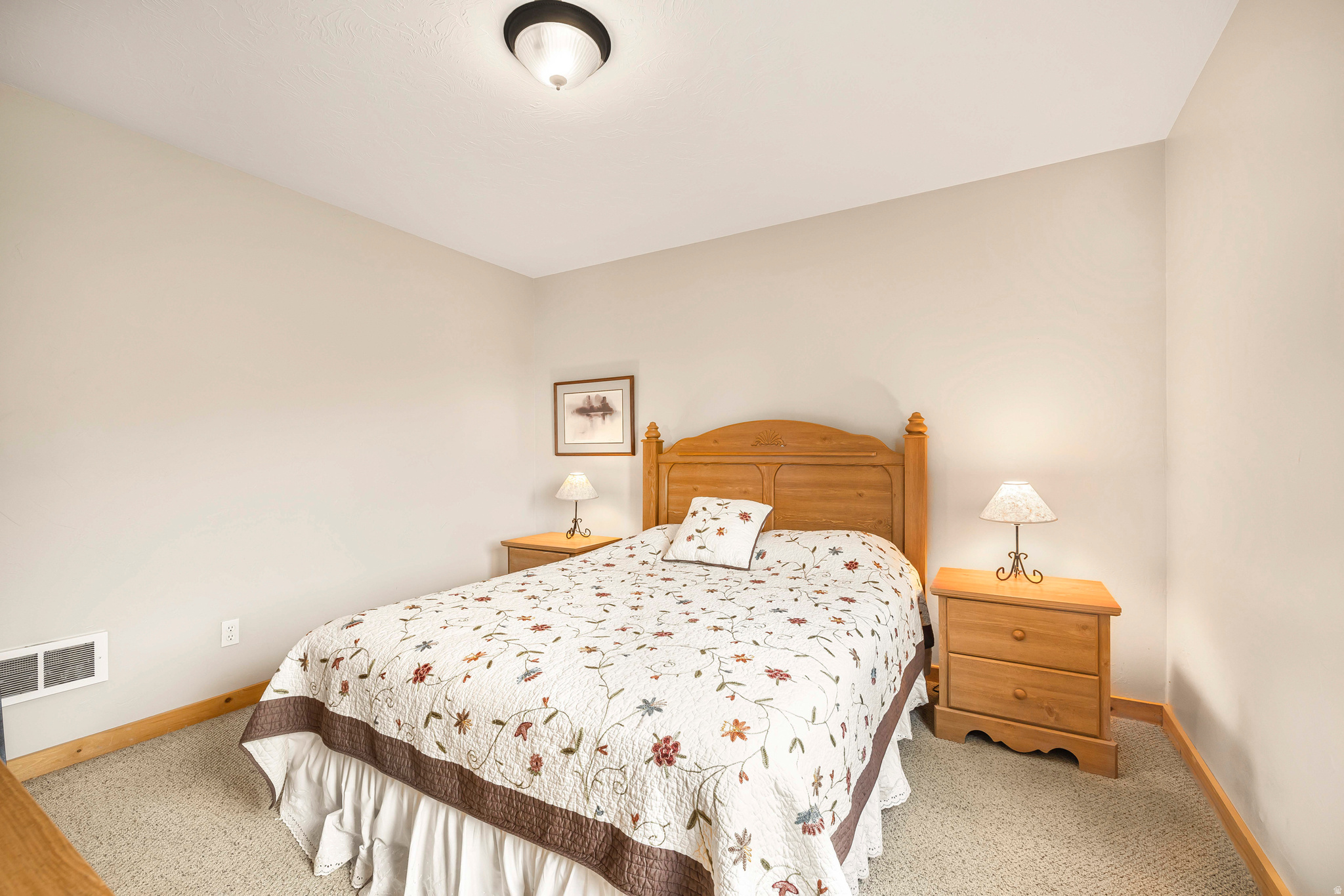 YELLOWSTONE ACRES - Residential