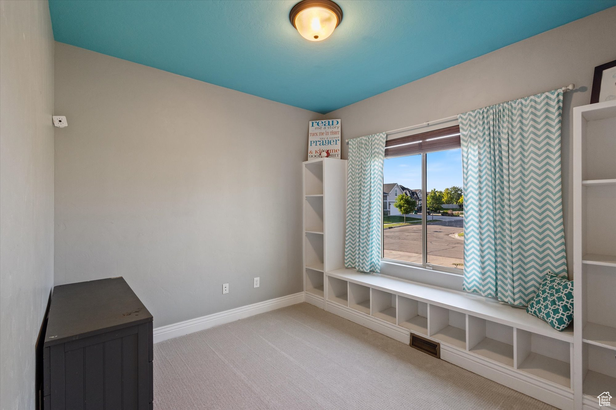 SPRING VIEW FARMS - Residential