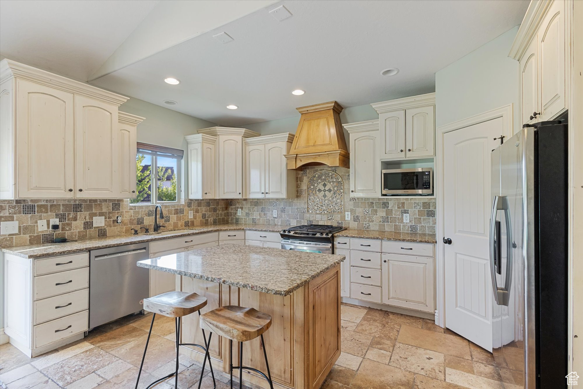 SPRING VIEW FARMS - Residential