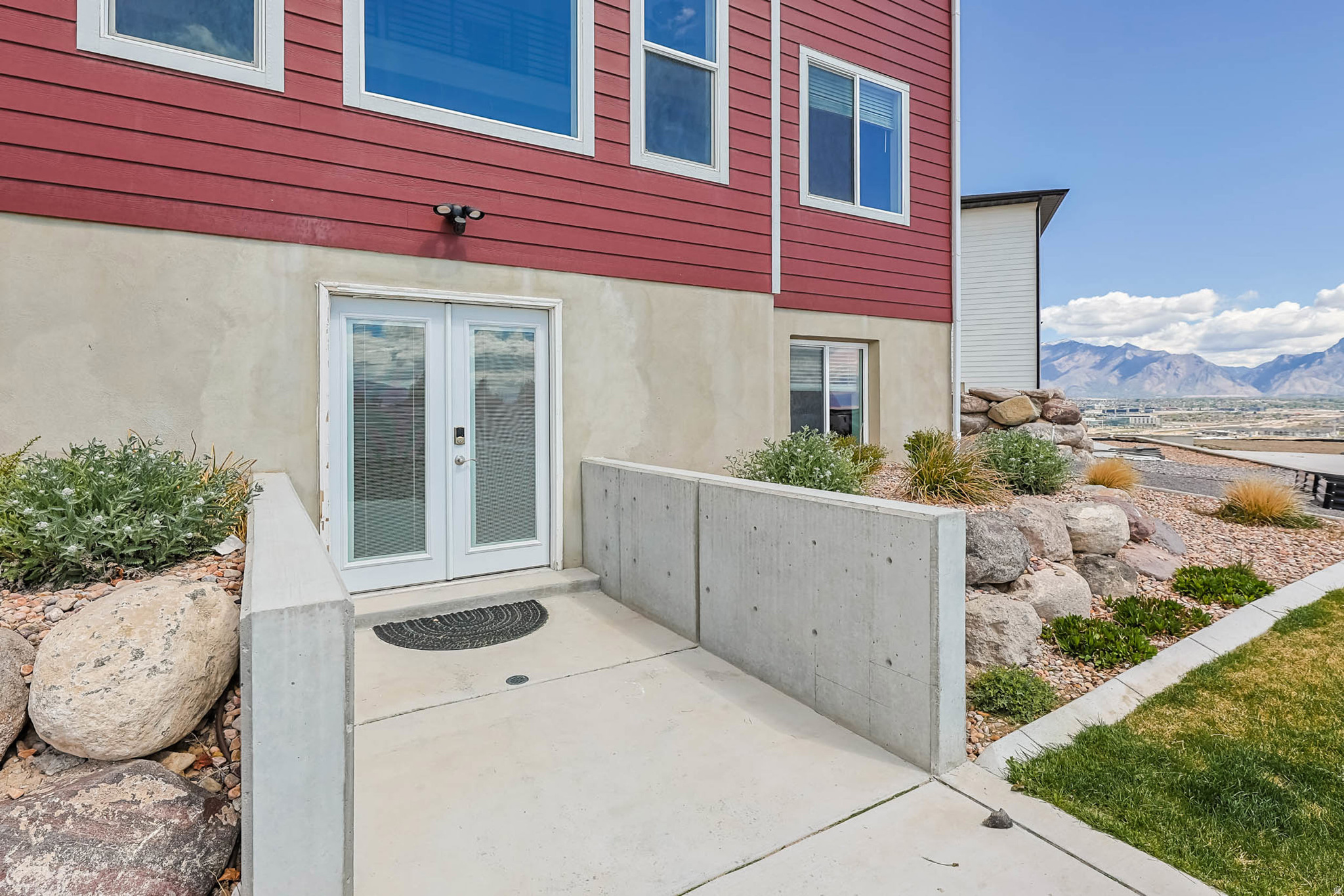 PRIMROSE - Residential