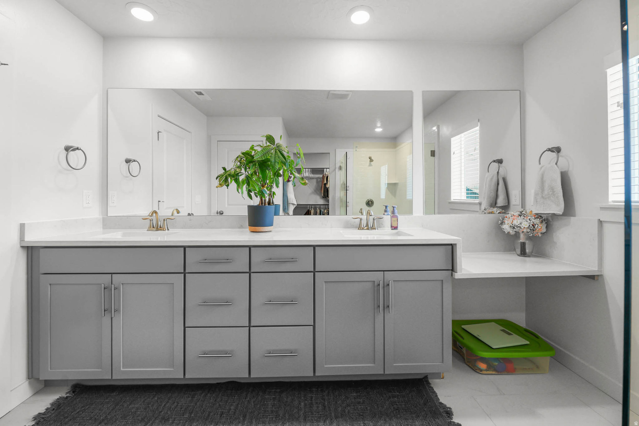 PRIMROSE - Residential