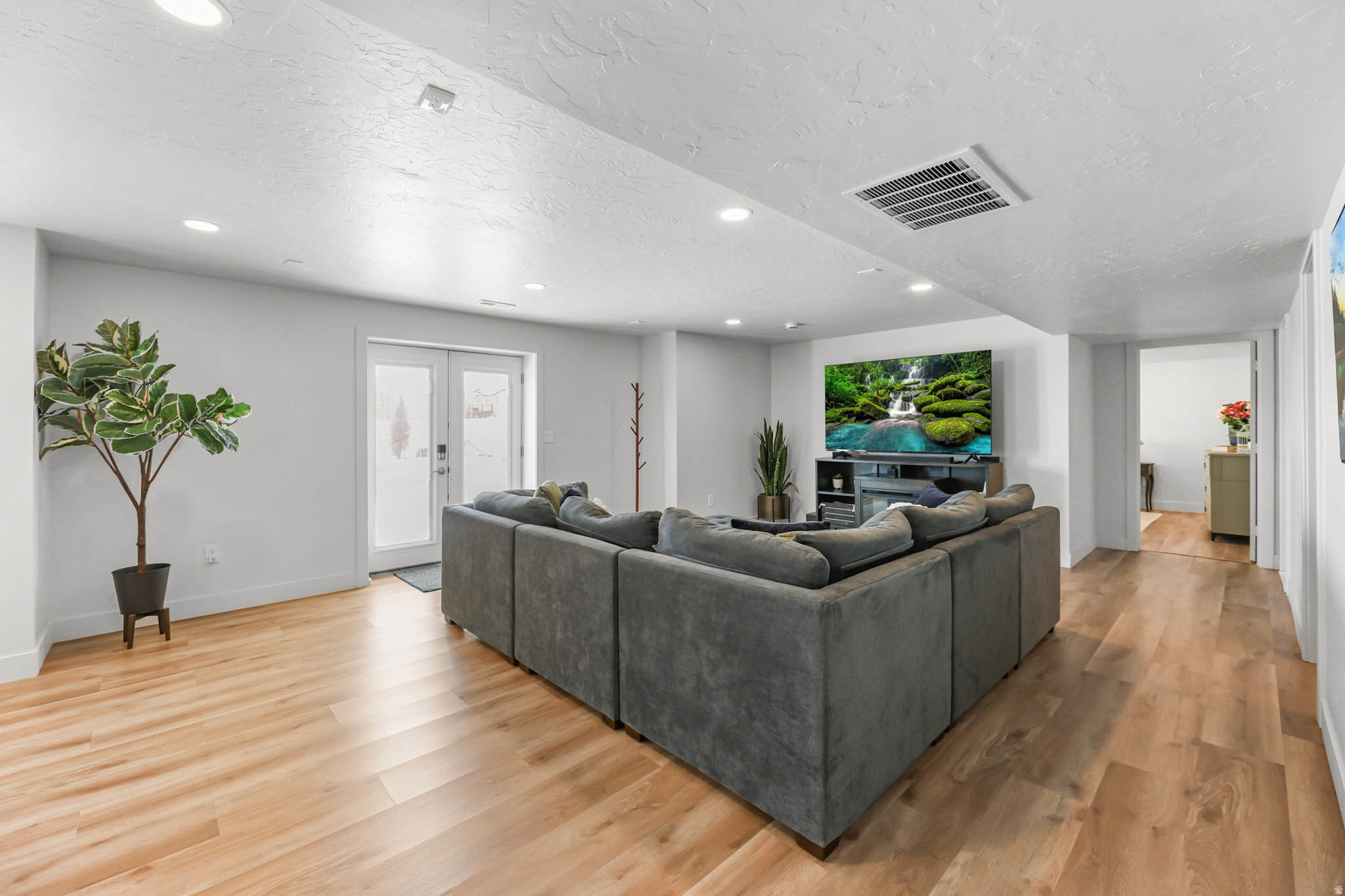 PRIMROSE - Residential