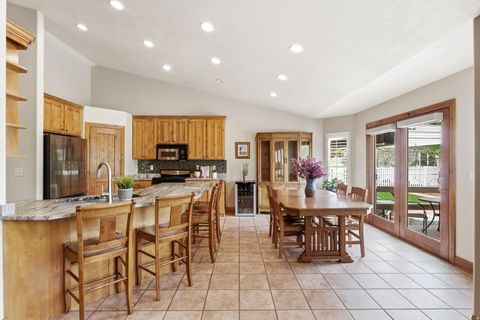 Tiny photo for 1172 W KRISTELDELL CT, Murray, UT 84123 (MLS # 2155781)