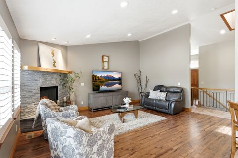 Tiny photo for 1172 W KRISTELDELL CT, Murray, UT 84123 (MLS # 2155781)